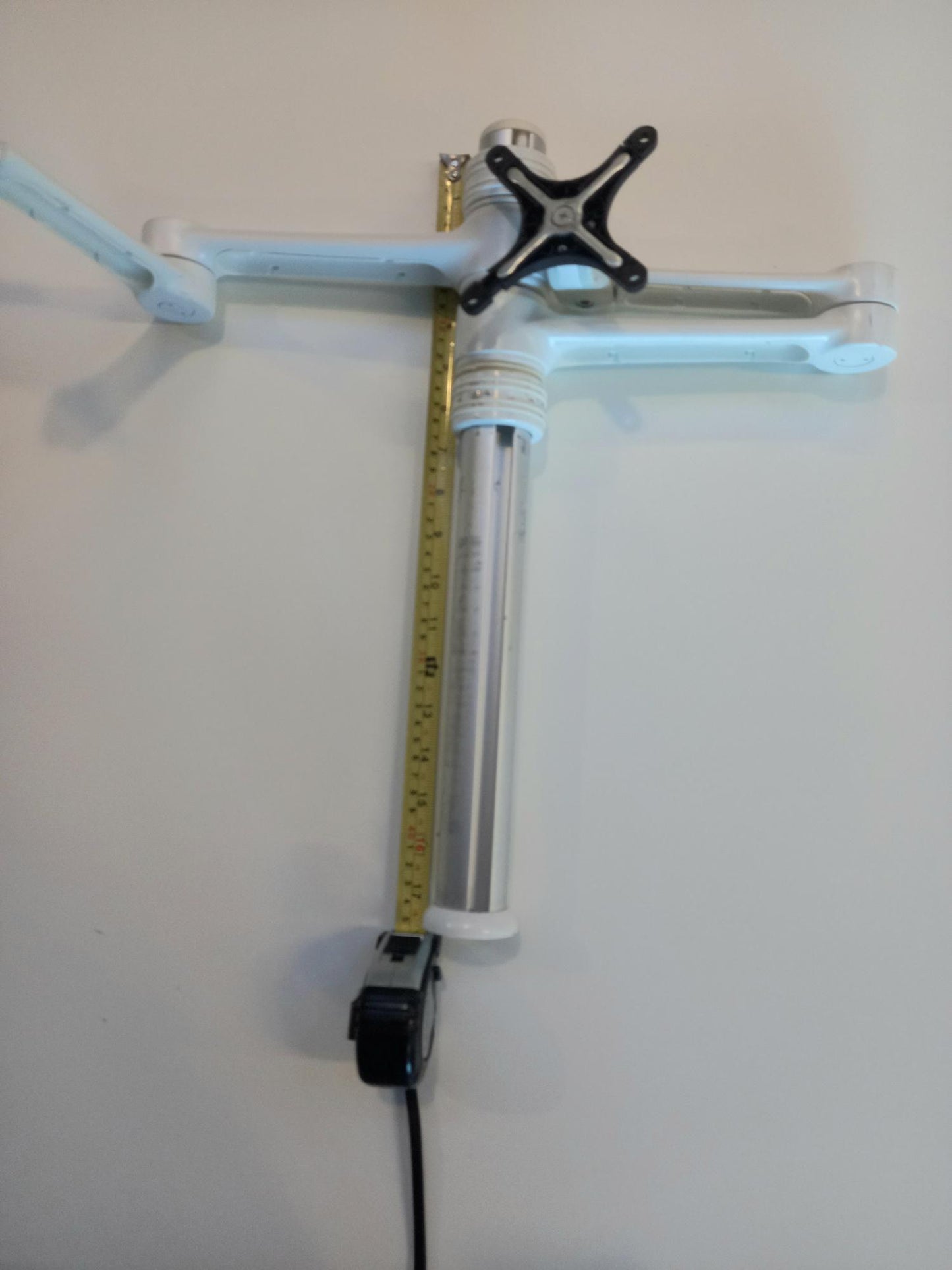 Monitor Arms - Second hand - McGreals