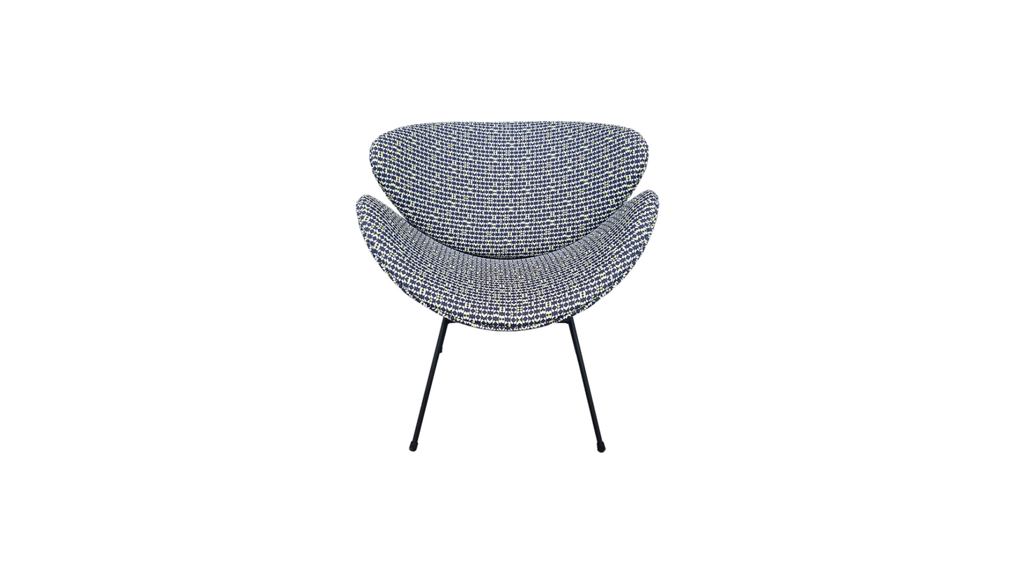 Lip Look Chair - McGreals