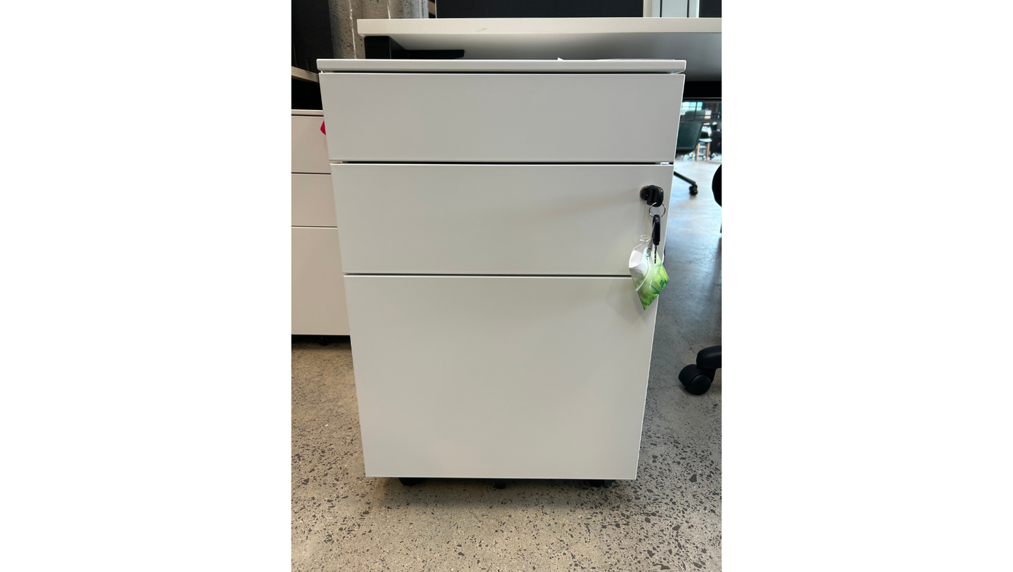 Moby Metal Mobile Pedestal (Clearance) - McGreals