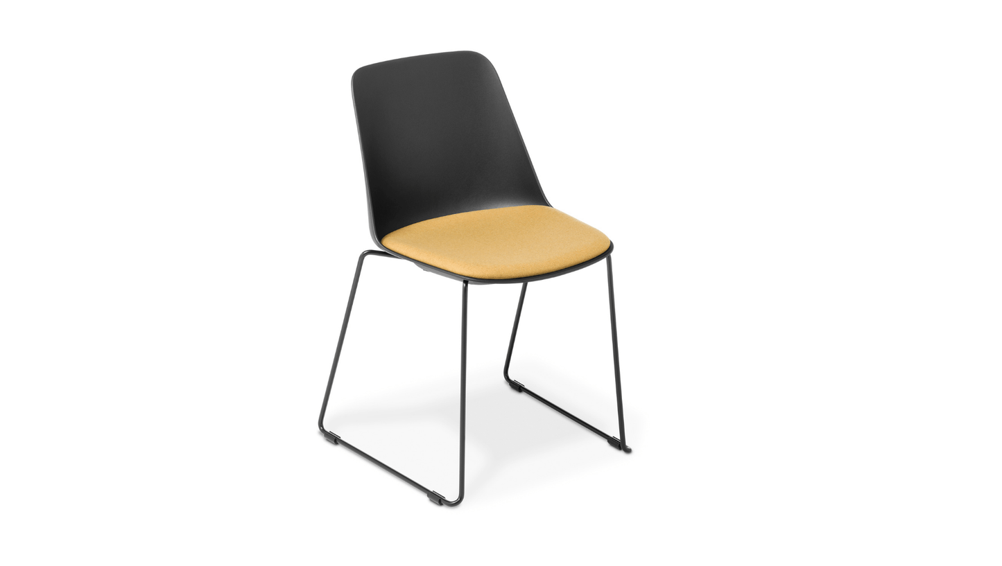 Seating Seat Upholstered / Sled / Black Max Chair