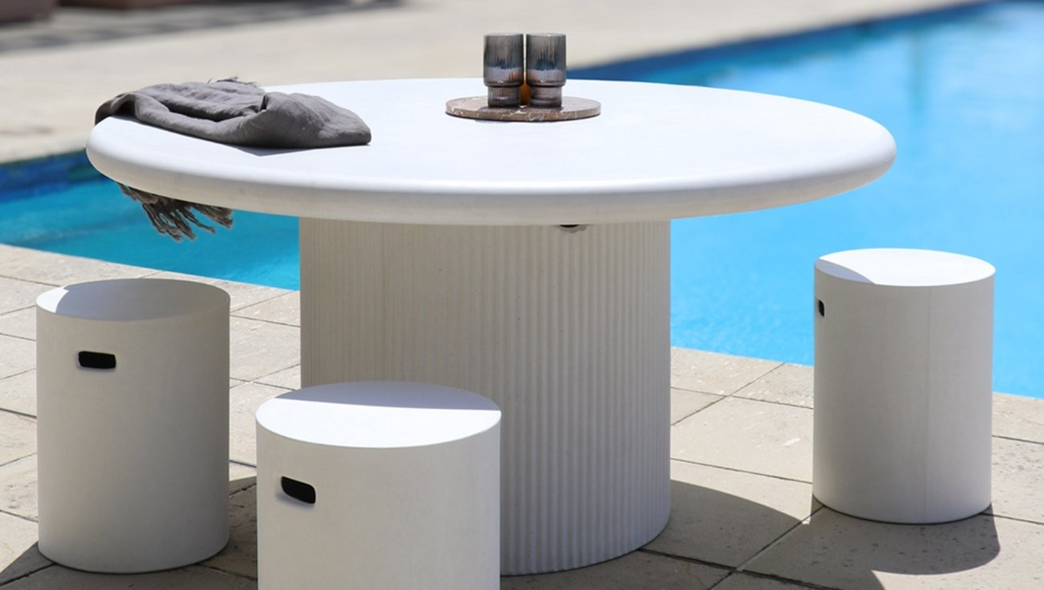 Patras Round Outdoor Concrete Table - McGreals