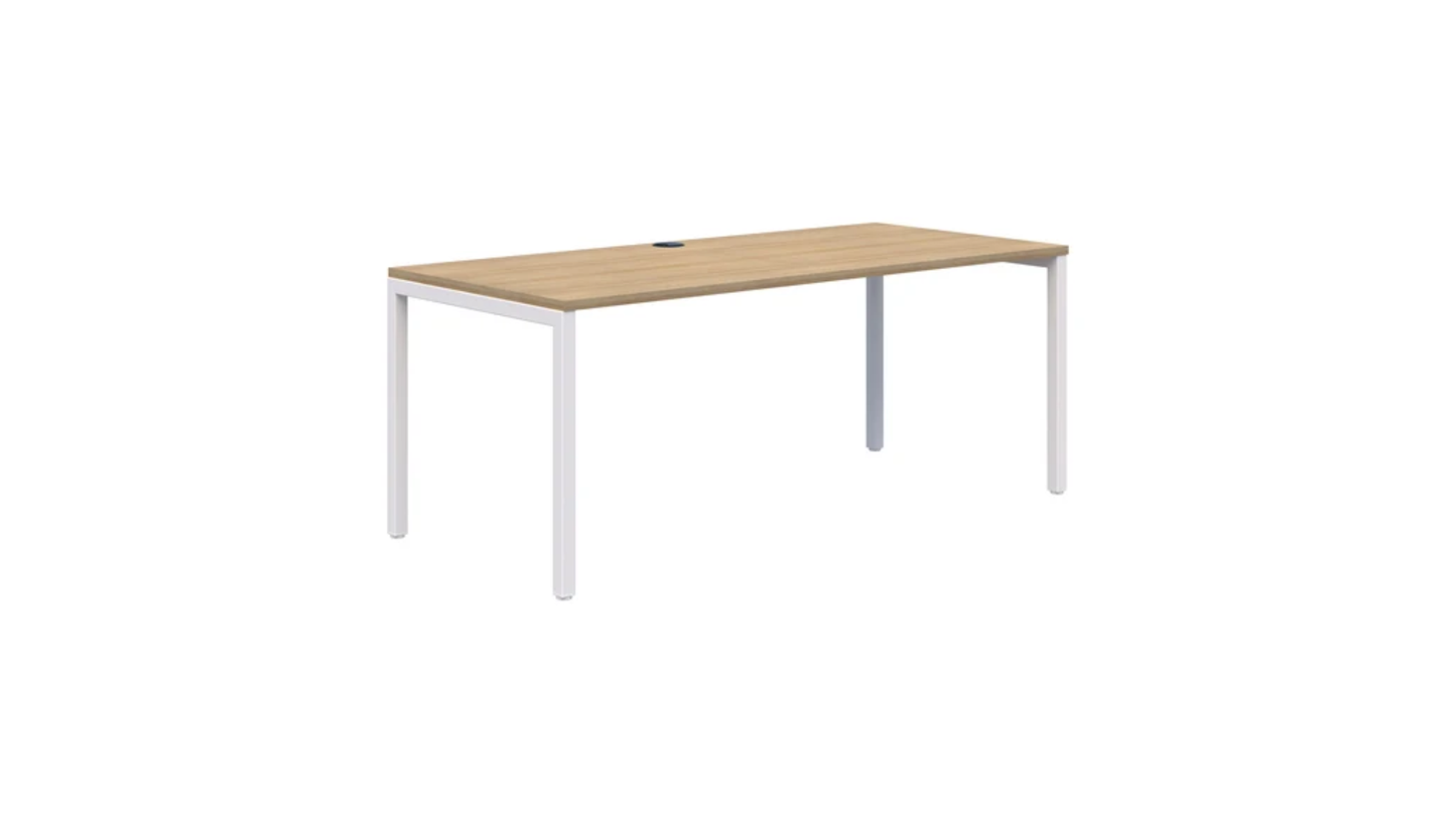 Avero Single Desk - McGreals