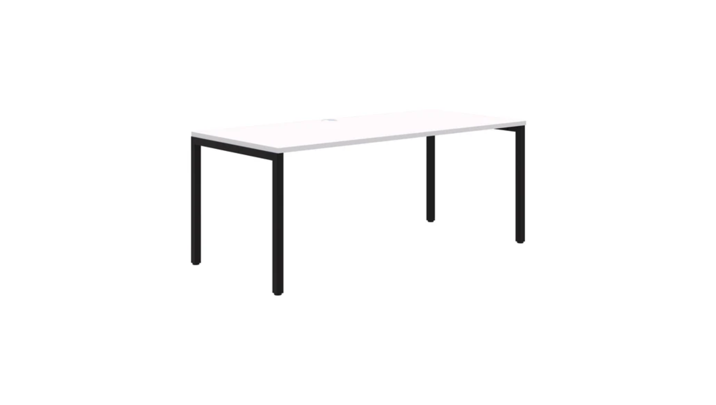 Avero Single Desk - McGreals