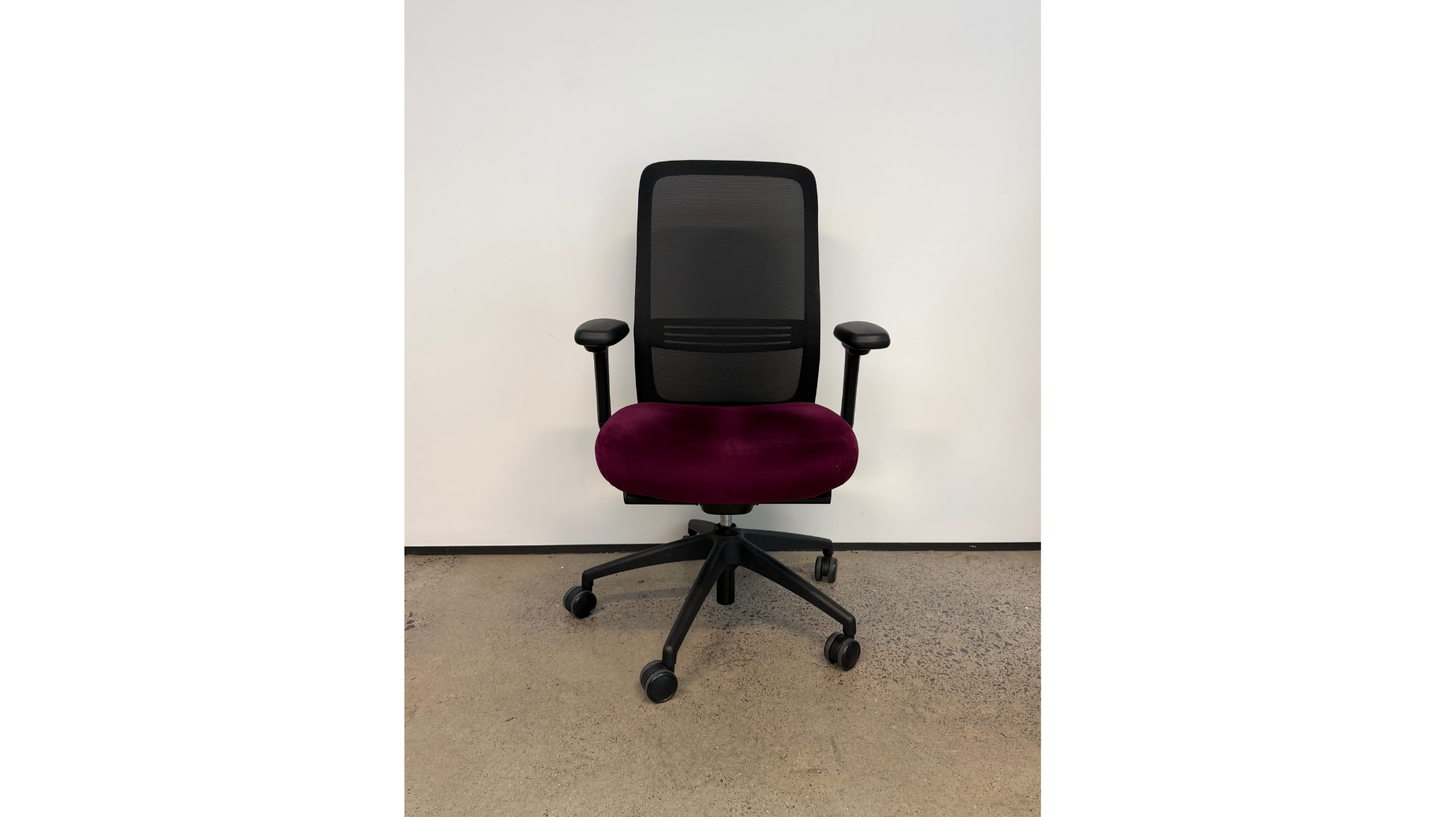 Luna Mesh Chair - Clearance
