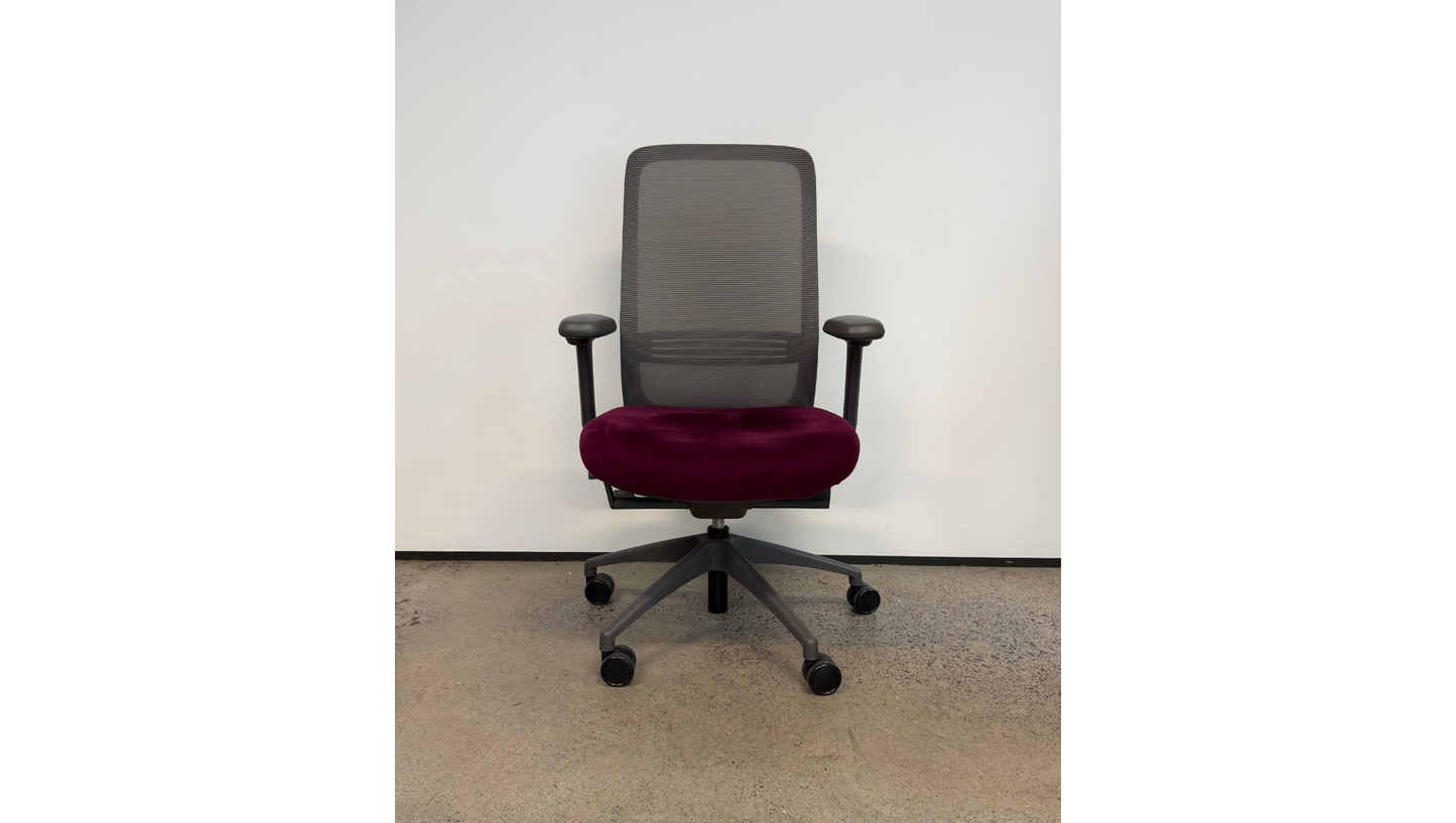 Luna Mesh Chair - Clearance