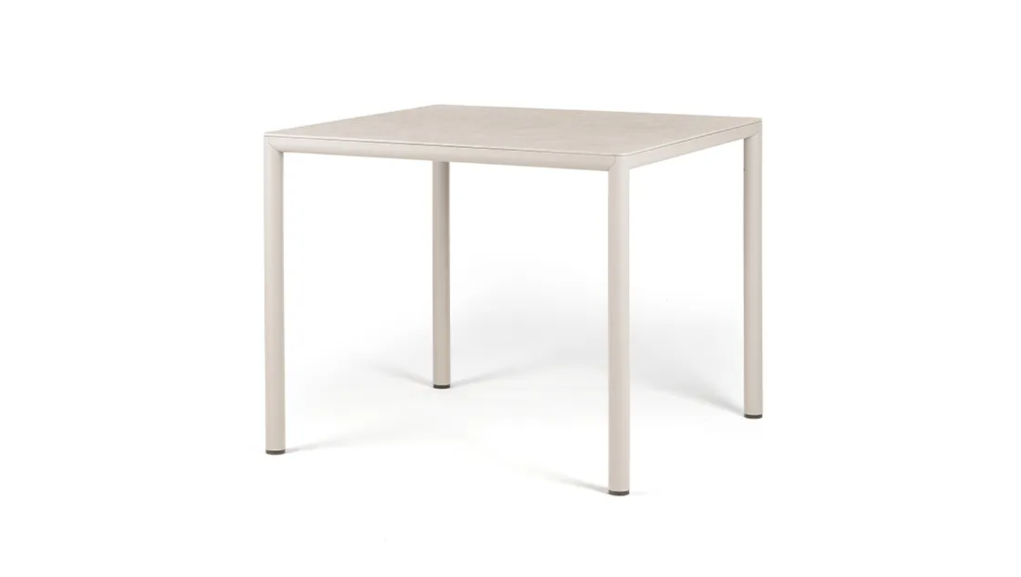 Piave Table