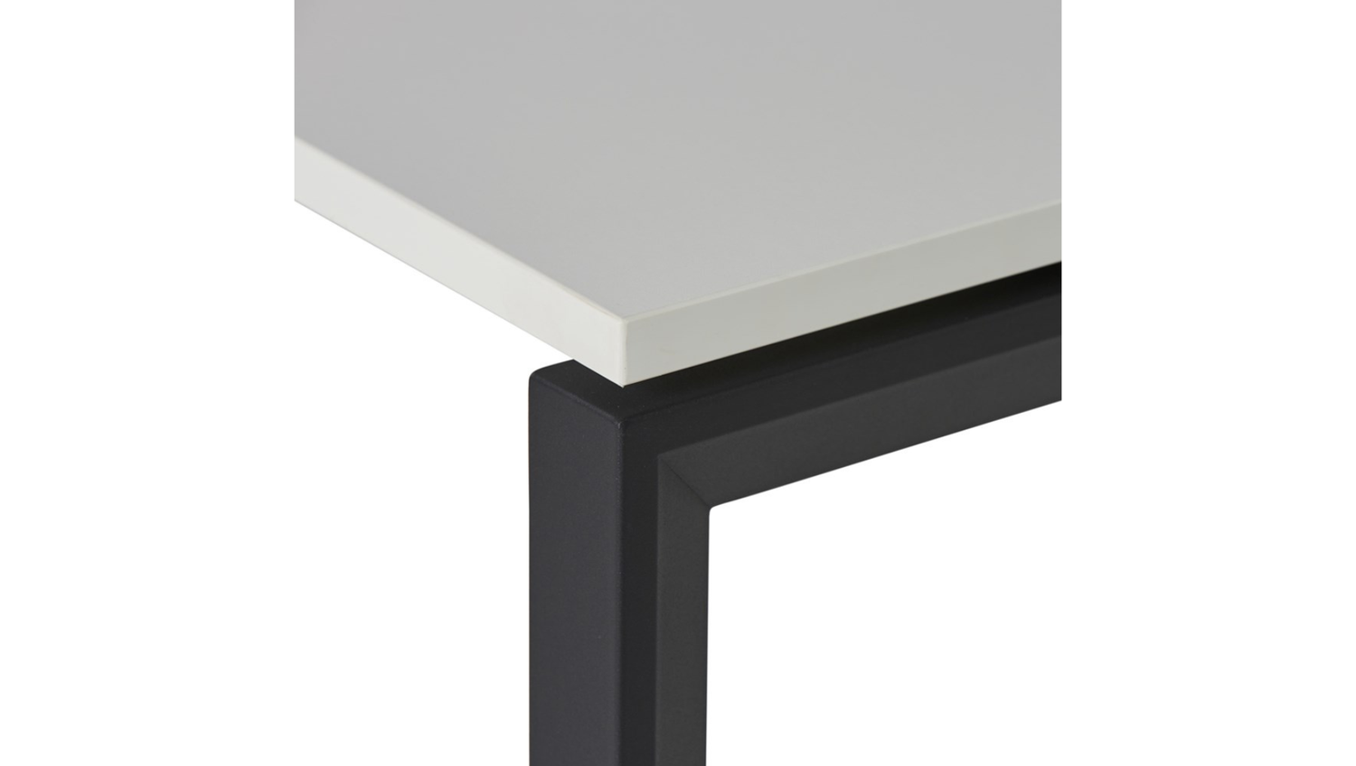 Novah 6-User Shared Desk - McGreals