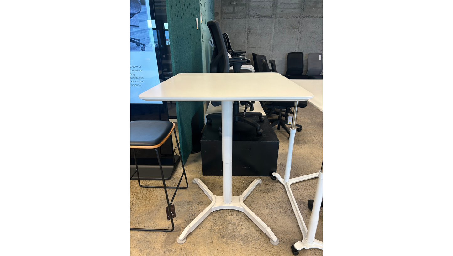 Helsinki Adjustable Table - Clearance