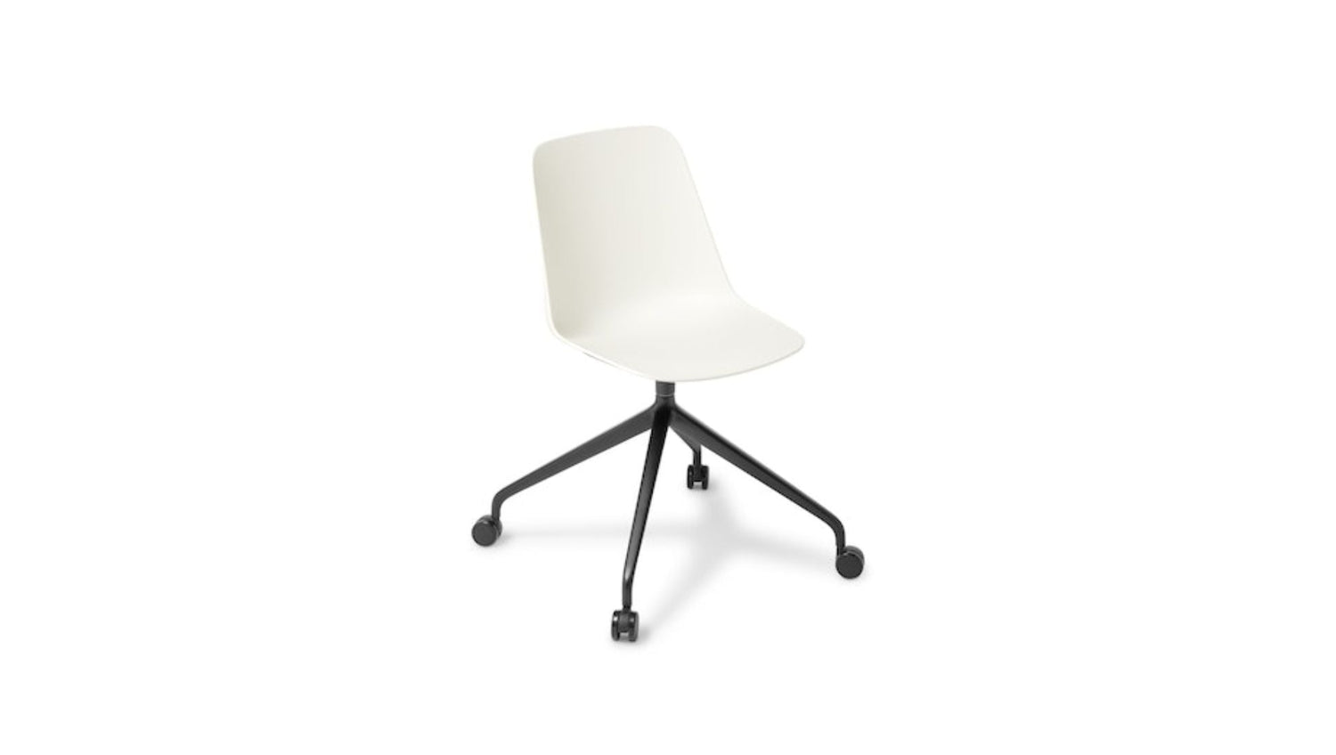 Seating Standard Seat / 4 Star Black Powder coated Castor base / White Max Chair