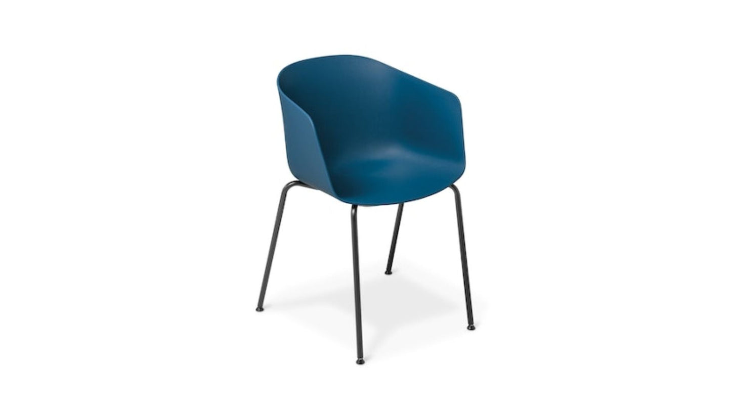 Seating Standard Seat / 4 Leg / Classic Blue Max Tub Chair