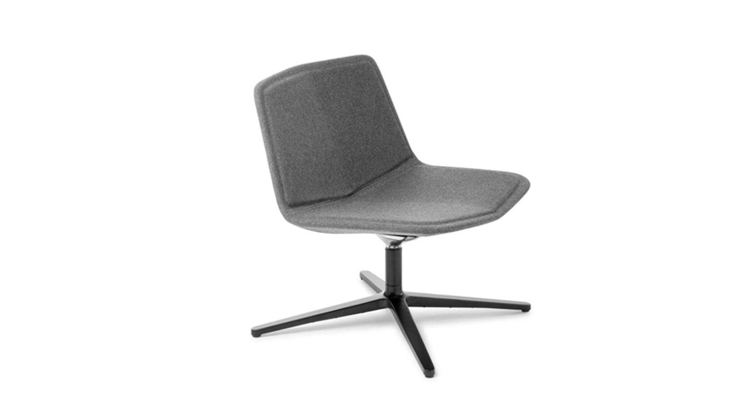 Soft Seating 4-point / Black Stratos Lounge